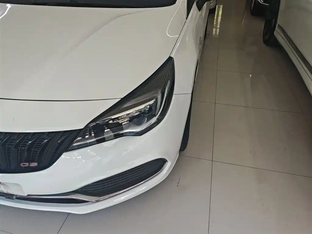 Buick Verano 2016 Hatchback GS 20T DCT Passion Sport фото 24