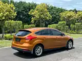 Фото 6 - Ford Focus