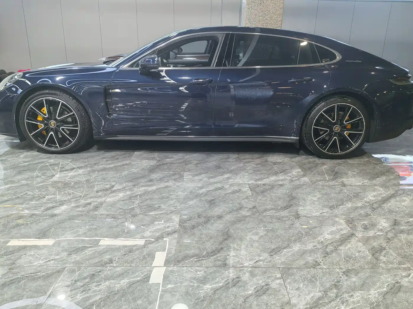Porsche Panamera 2021 Panamera Executive Long Wheelbase 2.9T фото 12