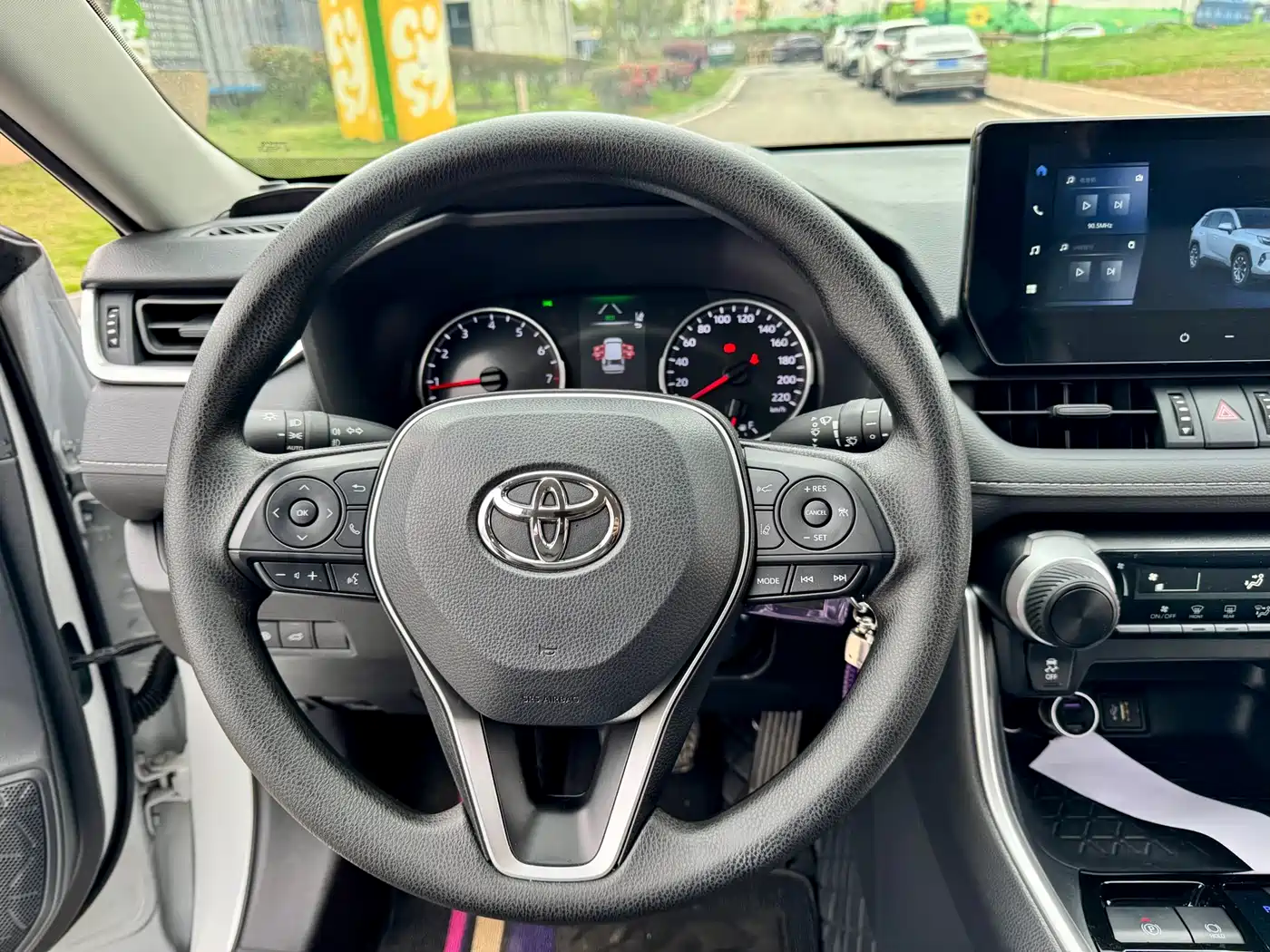 Toyota RAV4 Rongfang 2024 2.0L CVT FWD Urban Edition фото 11