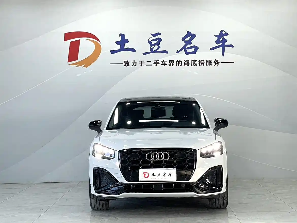 Audi Q2L 2022 35 TFSI Fashion Dynamic фото 2