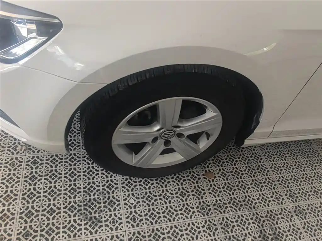 Volkswagen Lamando 2018 230TSI DSG Trend Edition фото 23