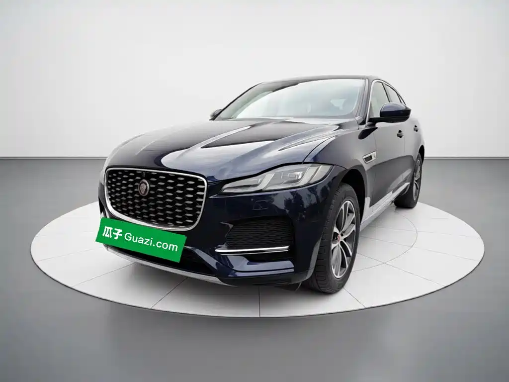 Фото 1 - Jaguar F-PACE
