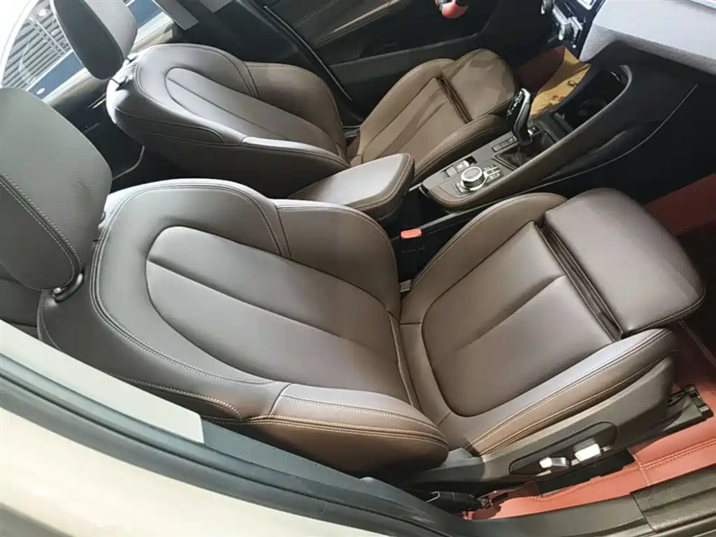 BMW X1 2022 sDrive25Li Leading фото 25