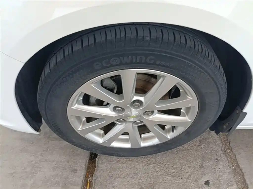 Chevrolet Malibu 2014 2.0L Automatic Luxury фото 23
