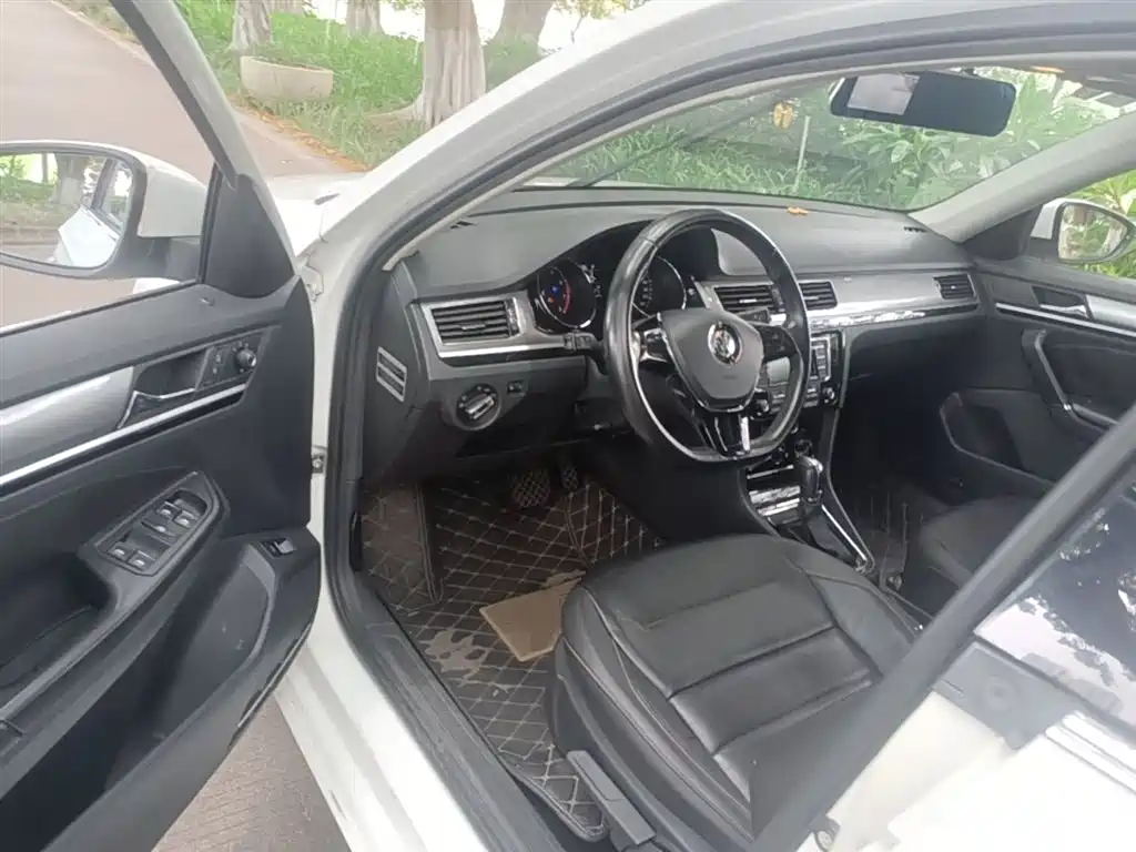 Volkswagen Bora 2016 Model 1.6L Automatic Comfort фото 16