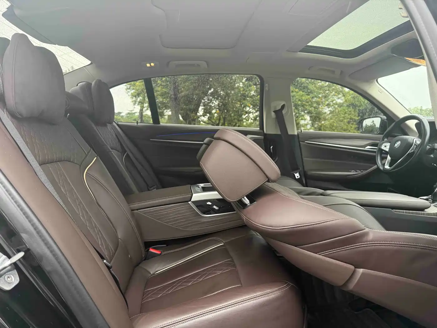 BMW 5 Series 2020 530Li Premium Luxury Package фото 7