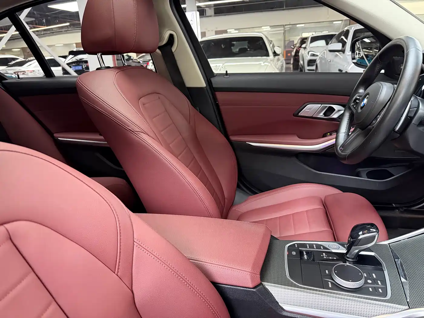 BMW 3 Series 2022 325i M Sport Shadow Edition фото 12