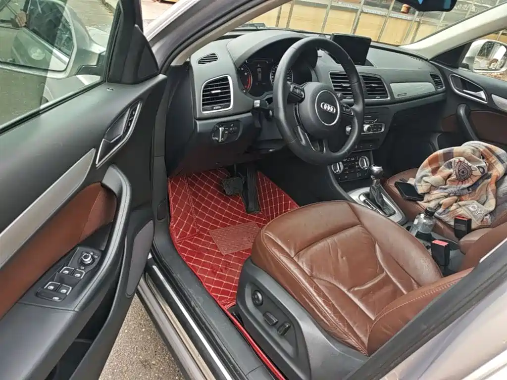 Audi Q3 2015 35 TFSI quattro Technology фото 16