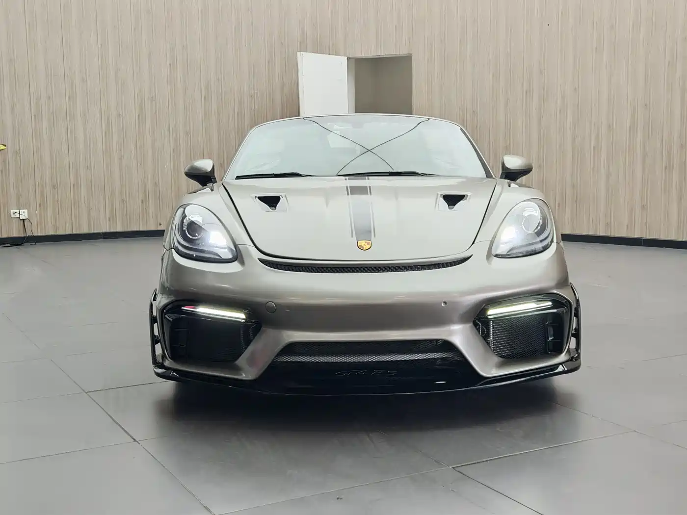 Porsche 718 2018 Boxster 2.0T фото 2
