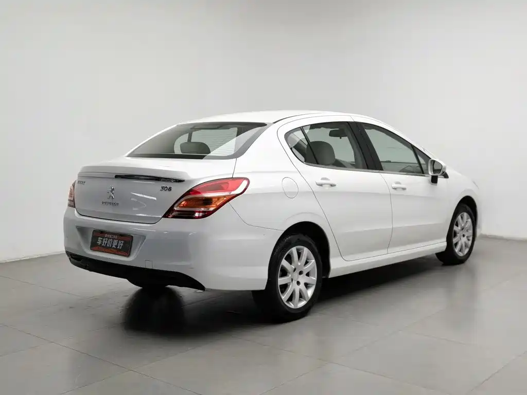 Peugeot 308 2015 2014 Model Joy Edition Classic 1.6L Manual Superior Style