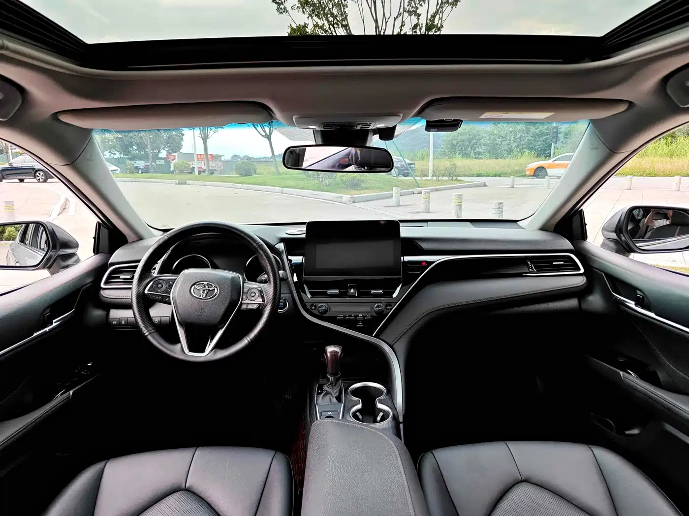 Toyota Camry 2023 2023 2.0GVP Leading Edition