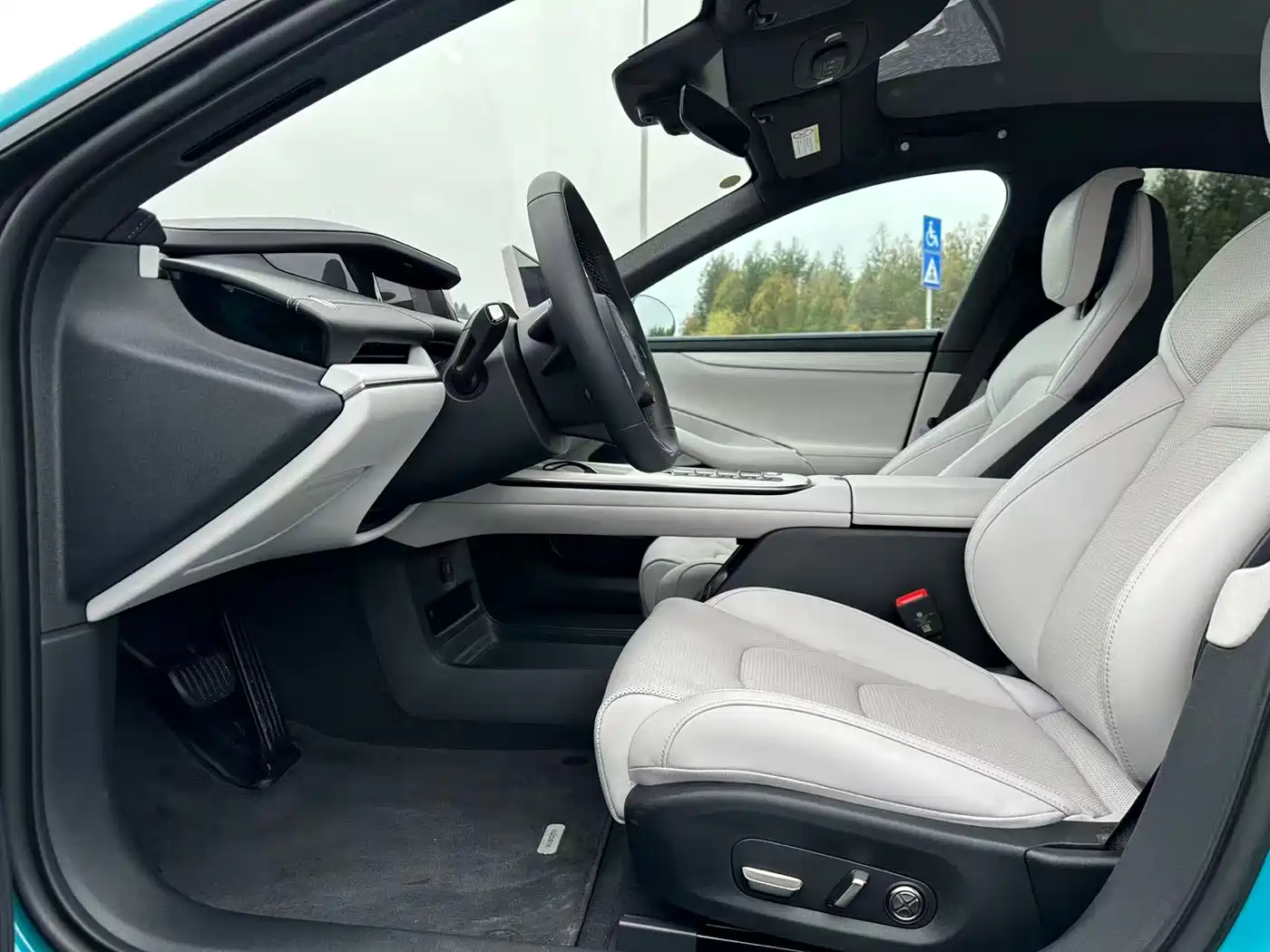 XIAOMI CAR XIAOMI SU7