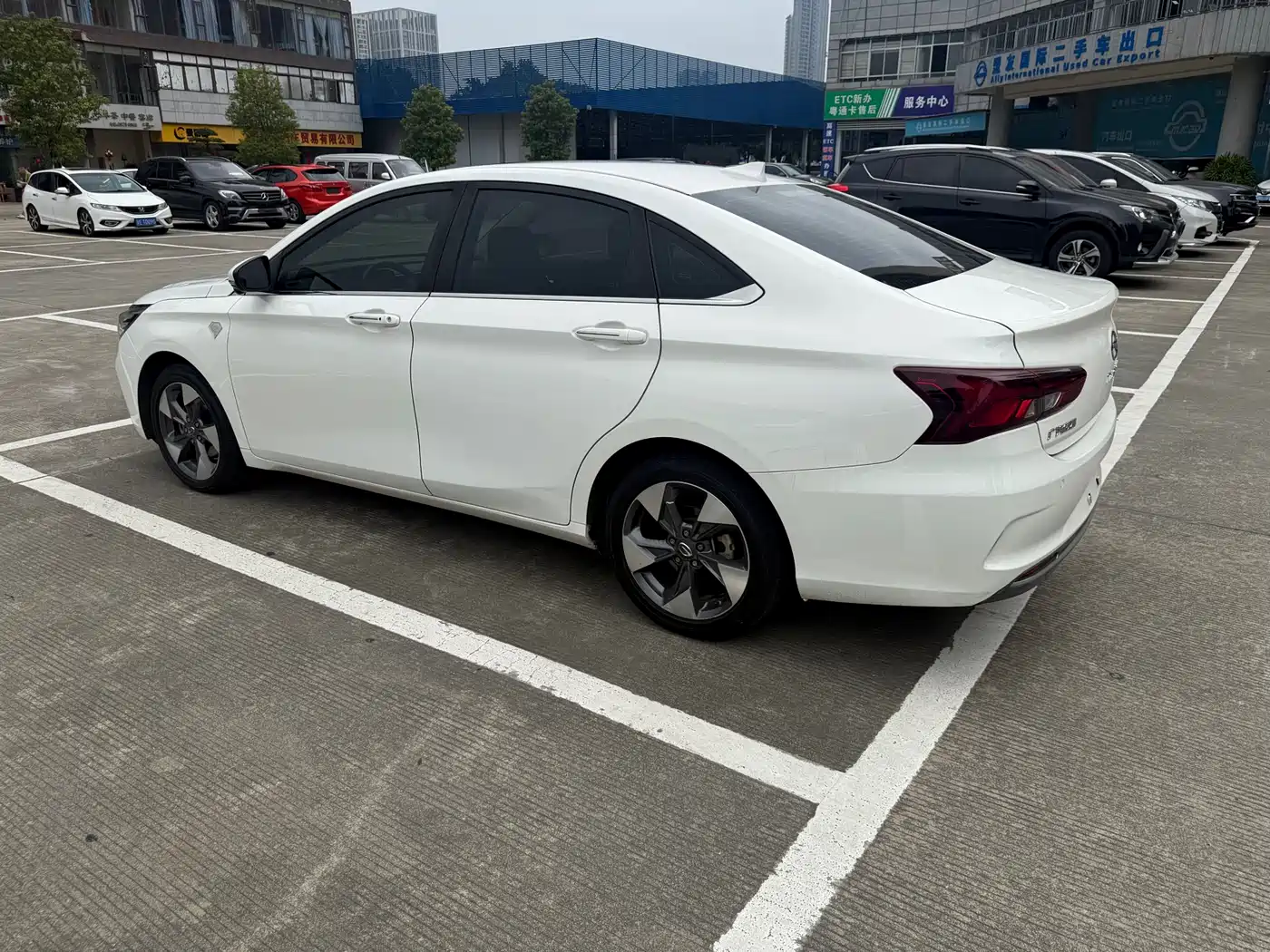 GAC Trumpchi Trumpchi GA4 2018 200T Automatic Exclusive фото 14