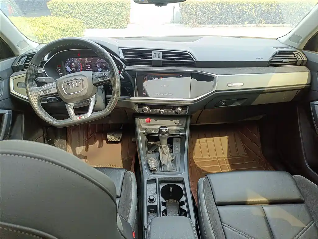Audi Q3 Sportback 2020 40 TFSI Fashion фото 6