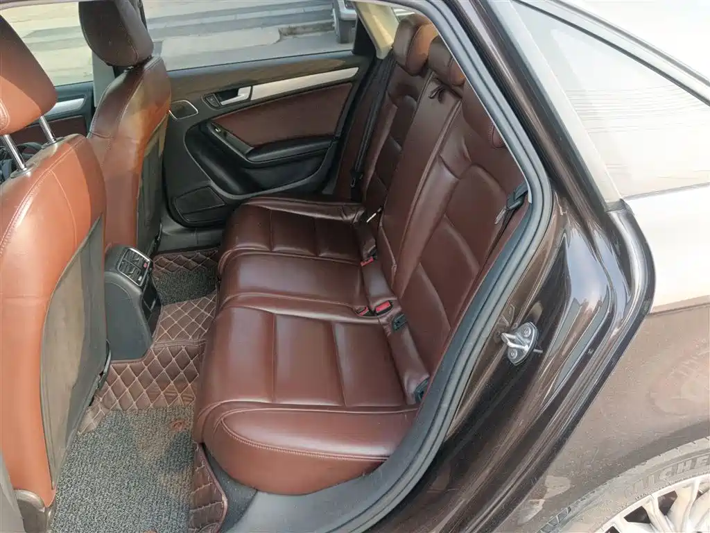 Audi A4L 2015 35 TFSI Auto Standard фото 13