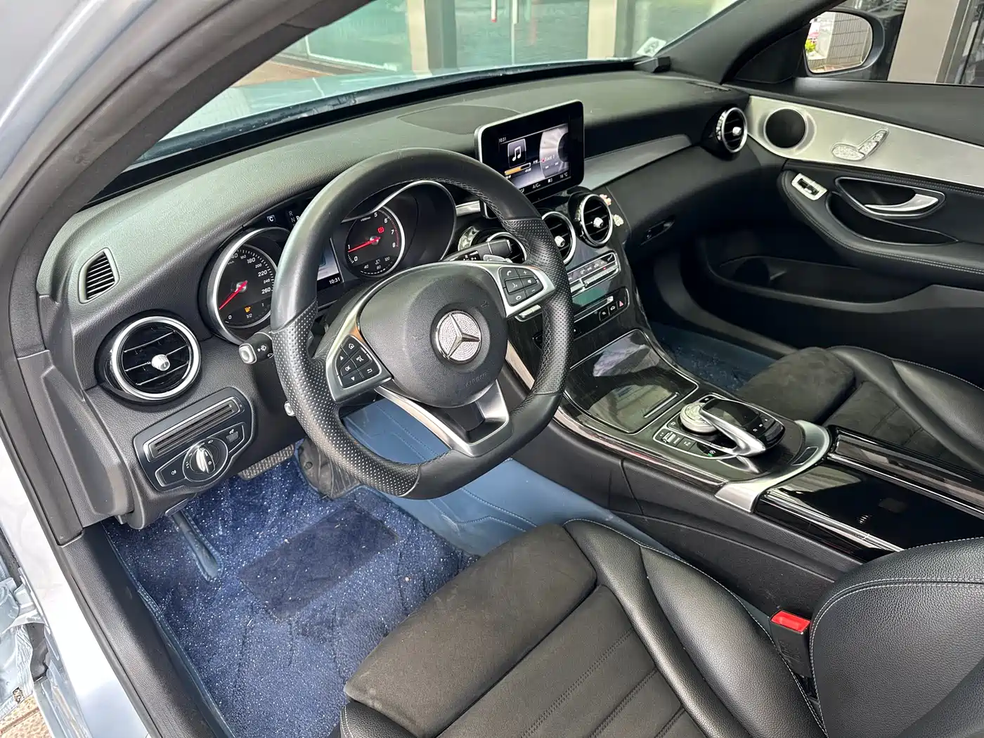 Mercedes-Benz C-Class 2017 Facelift C 200 Sport Edition фото 9