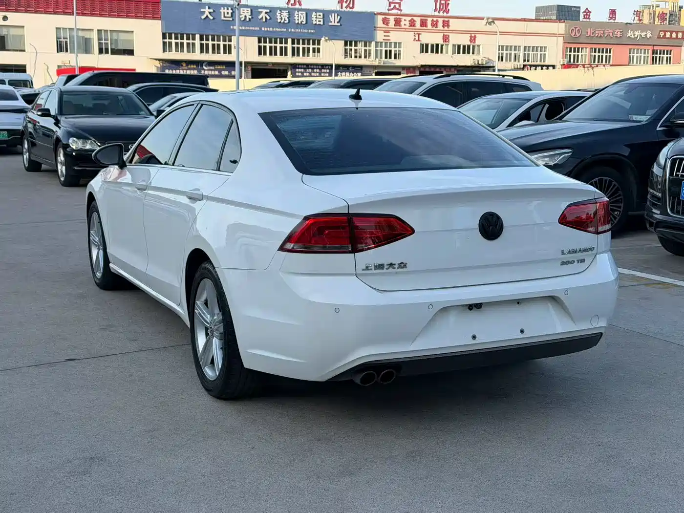 Volkswagen Lamando 2015 280TSI DSG Comfort фото 6
