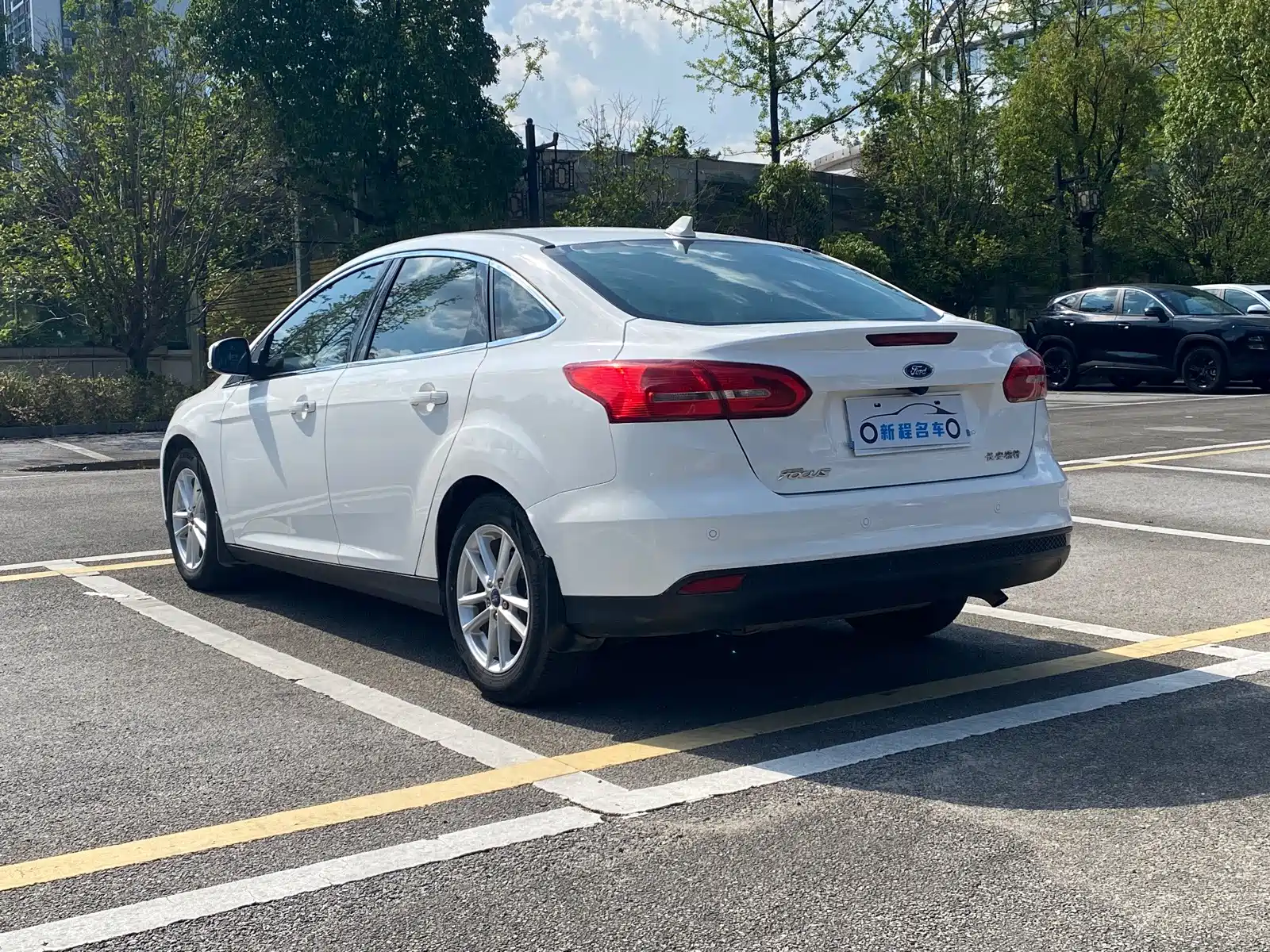 Фото 4 - Ford Focus