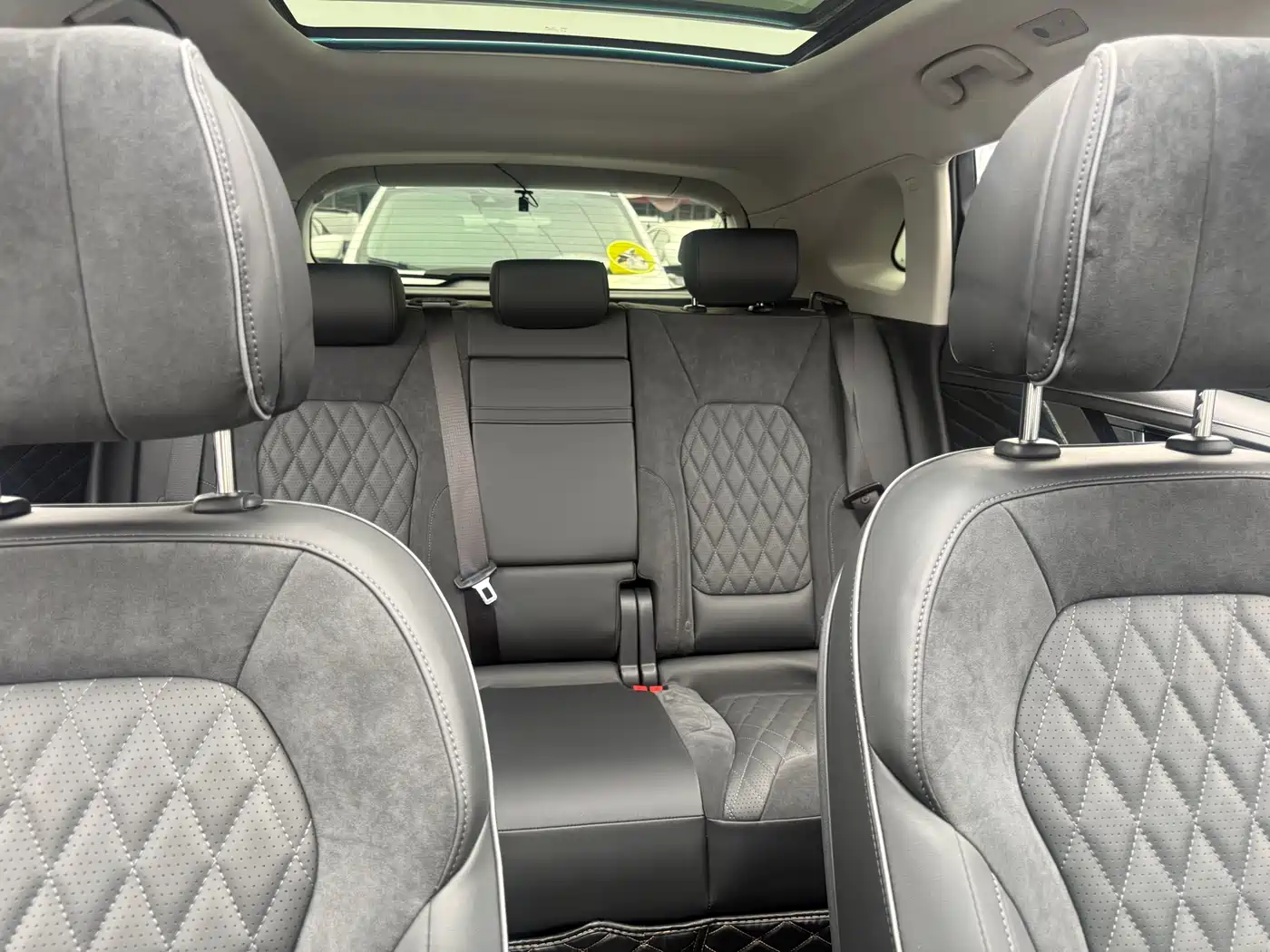 Hongqi HS5 2019 2.0T Smart Connect Enjoy 4WD Edition фото 14