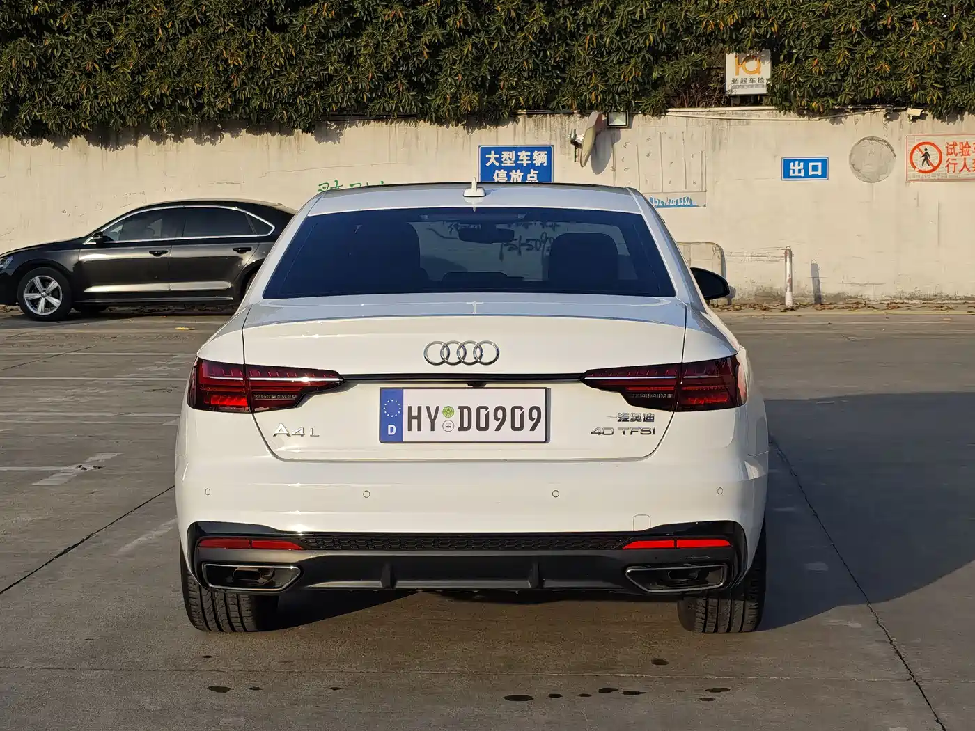 Audi A4L 2023 40 TFSI Luxury Sport фото 7