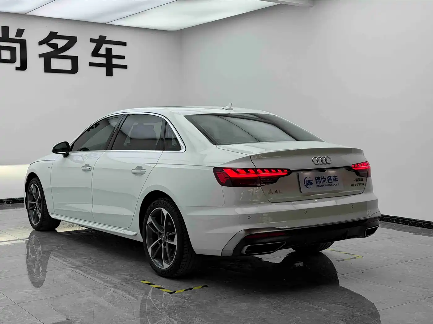 Audi A4L 2020 40 TFSI Fashion Dynamic Edition фото 26