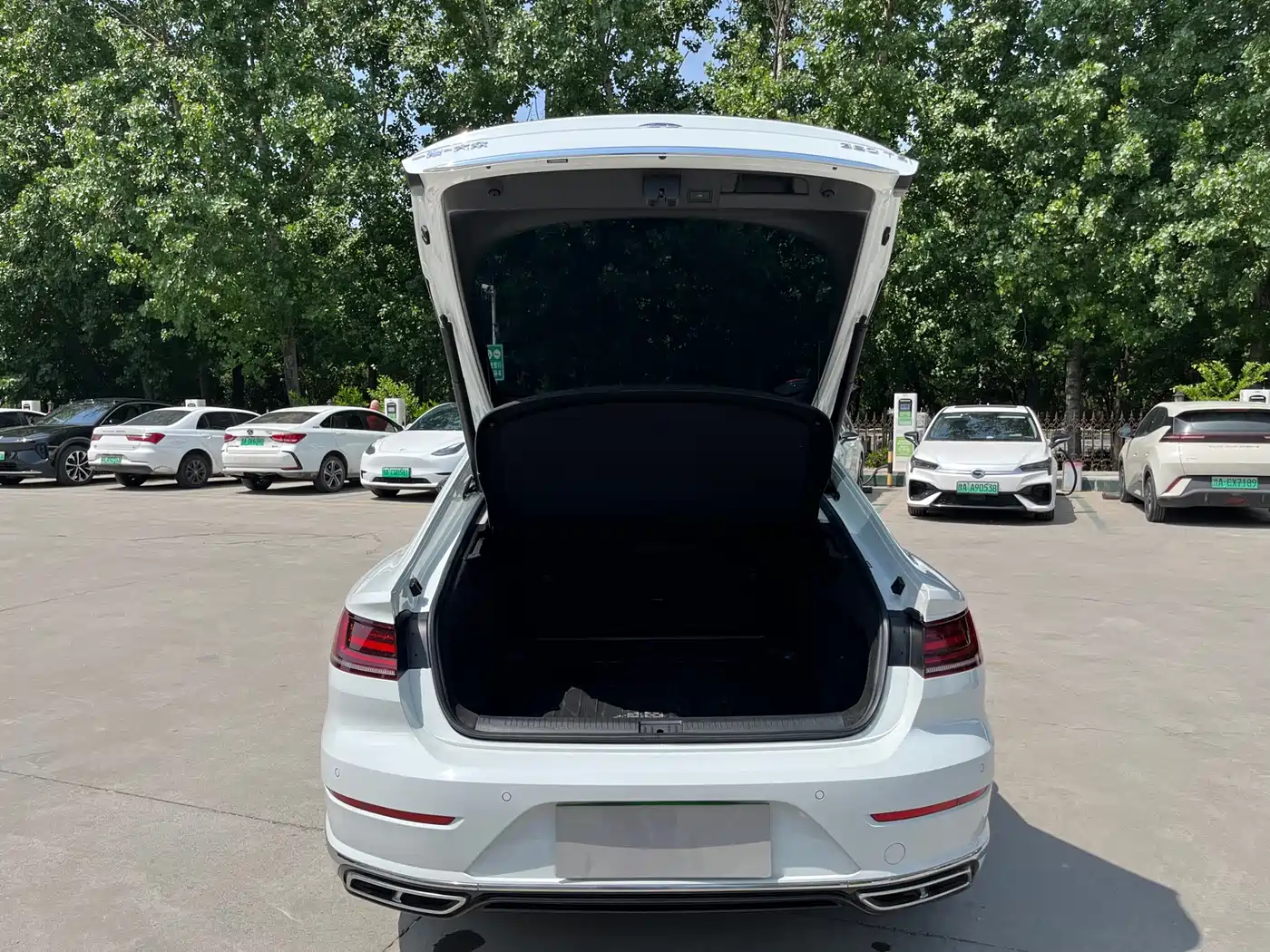Volkswagen FAW-Volkswagen CC 2024 380TSI Eye-catching Public Sharing Edition фото 28