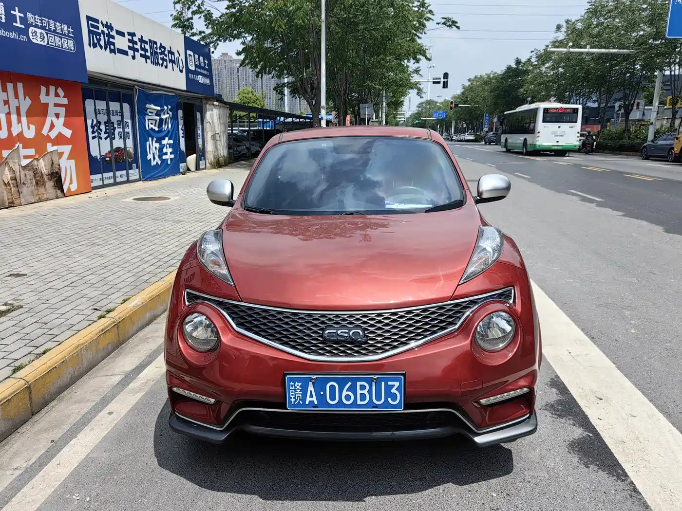 INFINITI ESQ