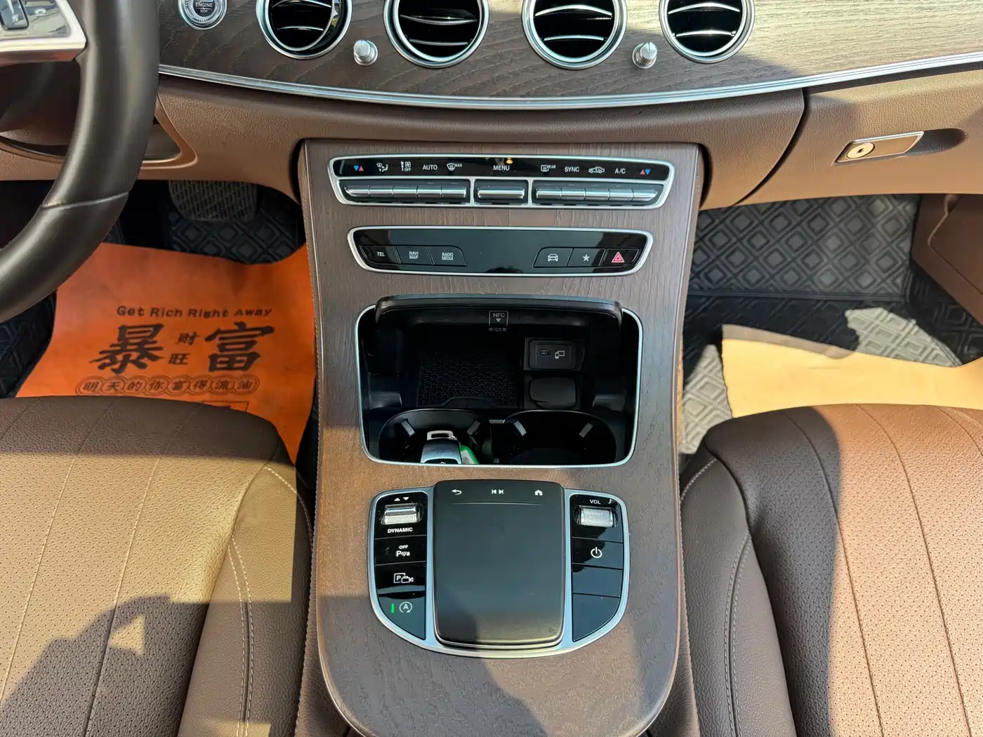 Mercedes-Benz E-Class 2021 E 300 L Fashion фото 21