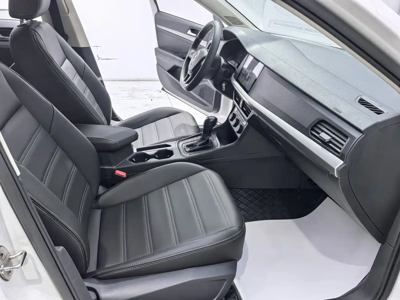 Volkswagen Lavida 2019 1.5L Automatic Trend Edition China VI фото 8