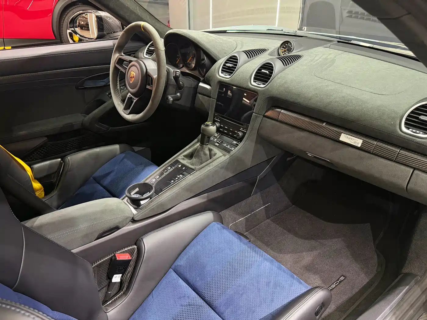 Porsche 718 2023 2022 Cayman GT4 RS 4.0L