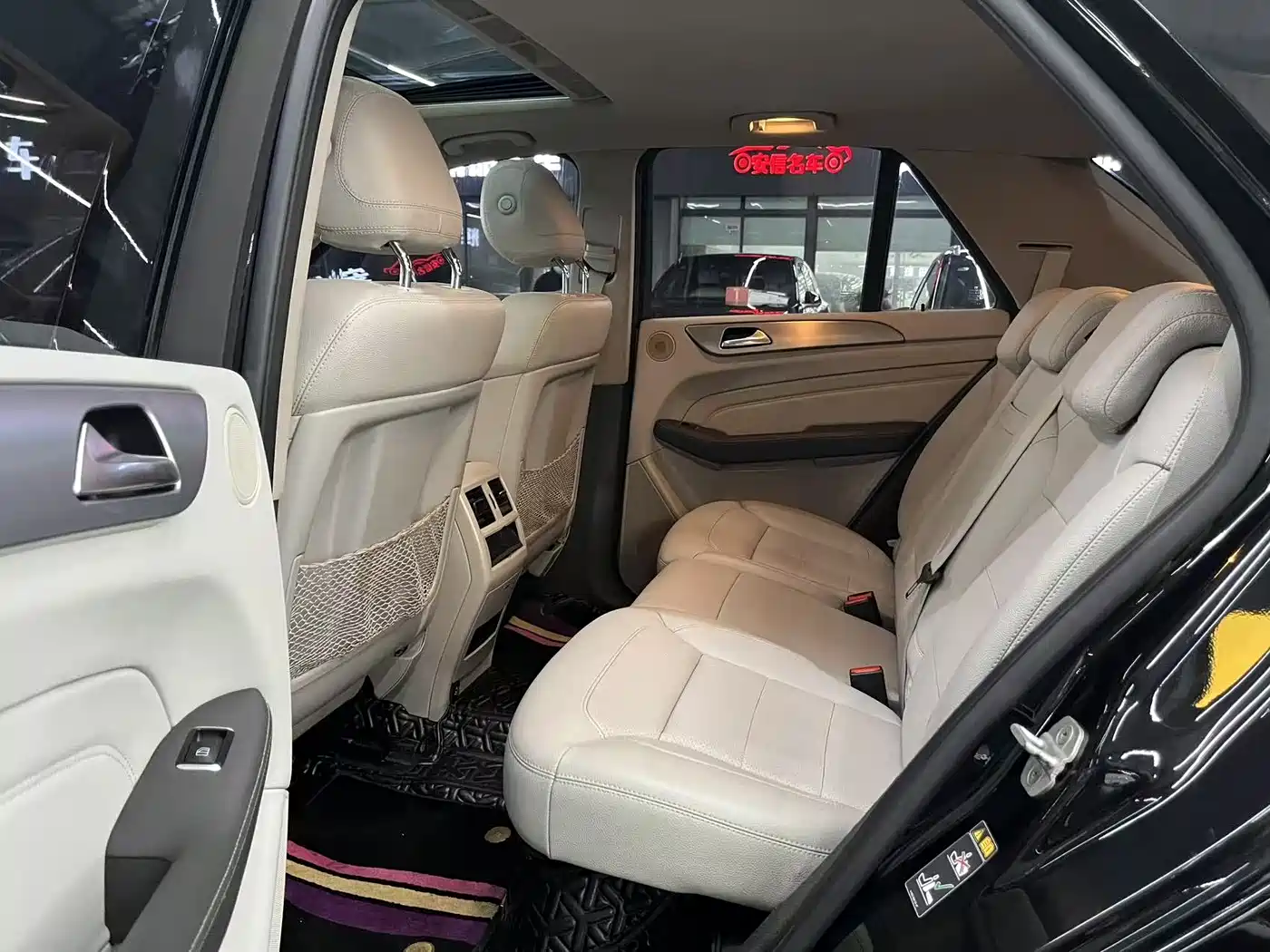 Mercedes-Benz M-Class 2014 ML 320 4MATIC фото 5