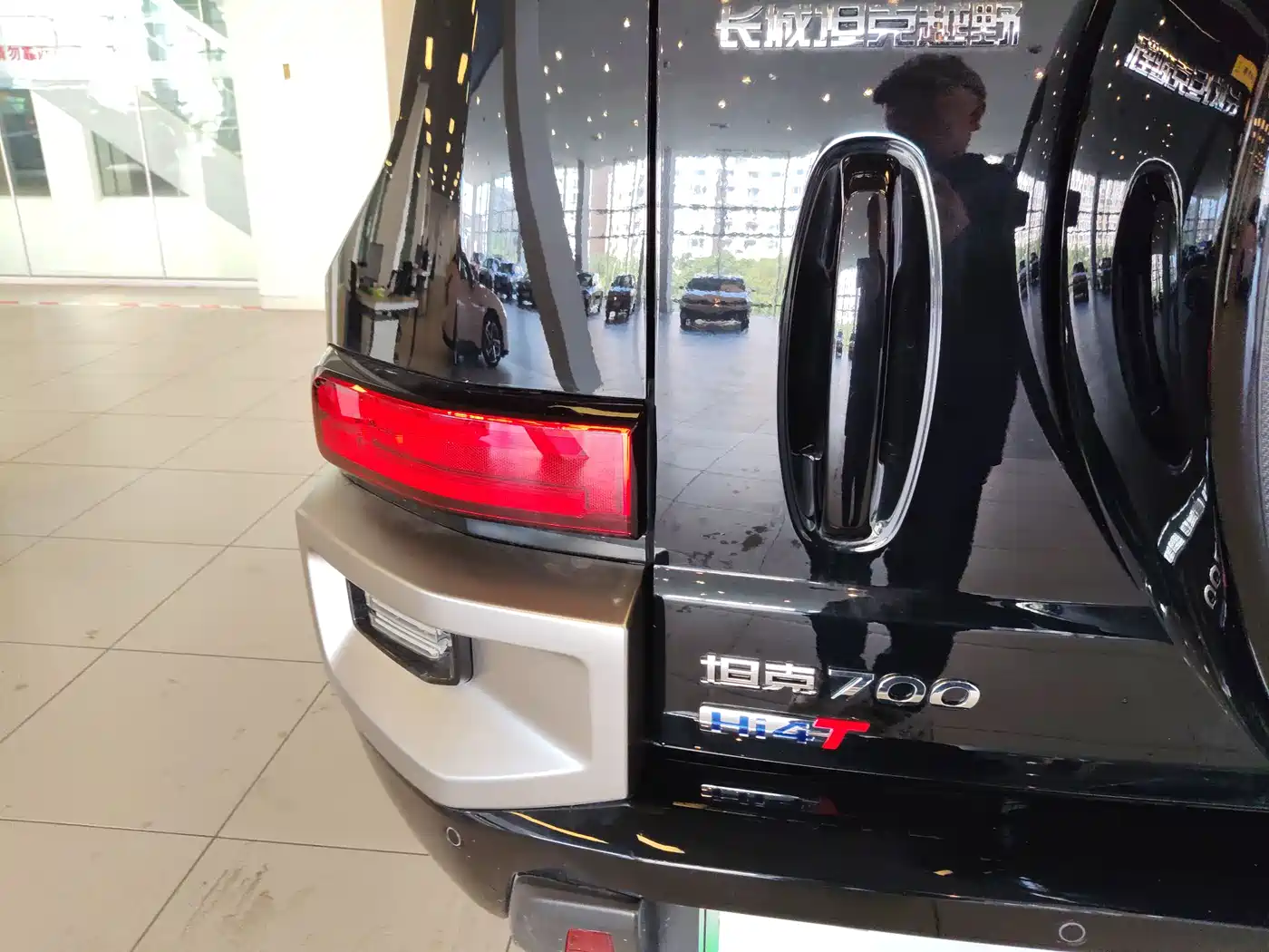 Tank 700 New Energy 2024 Hi4-T Extreme Edition фото 30