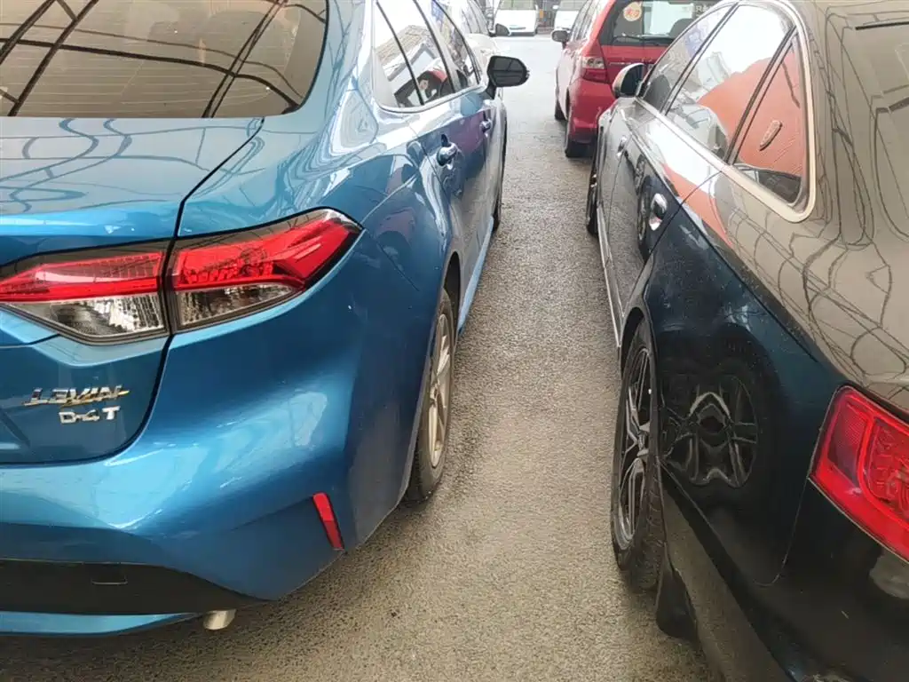 Toyota Levin 2019 185T CVT Luxury Edition China VI фото 8