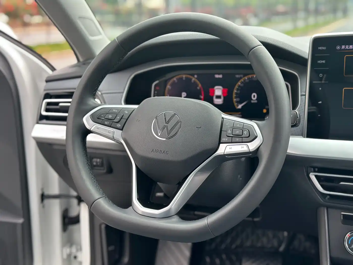 Volkswagen Lavida 2024 Model 1.5L Automatic Starlight 5 Million Edition фото 10