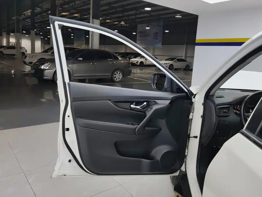 Nissan X-Trail, миниатюра 7