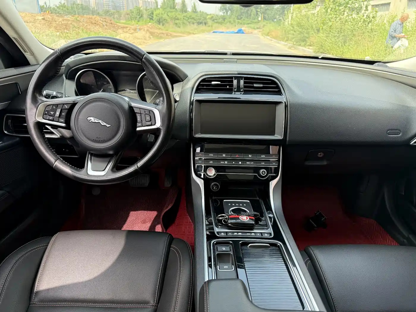 Jaguar XEL 2019 2.0T 200PS Luxury фото 6