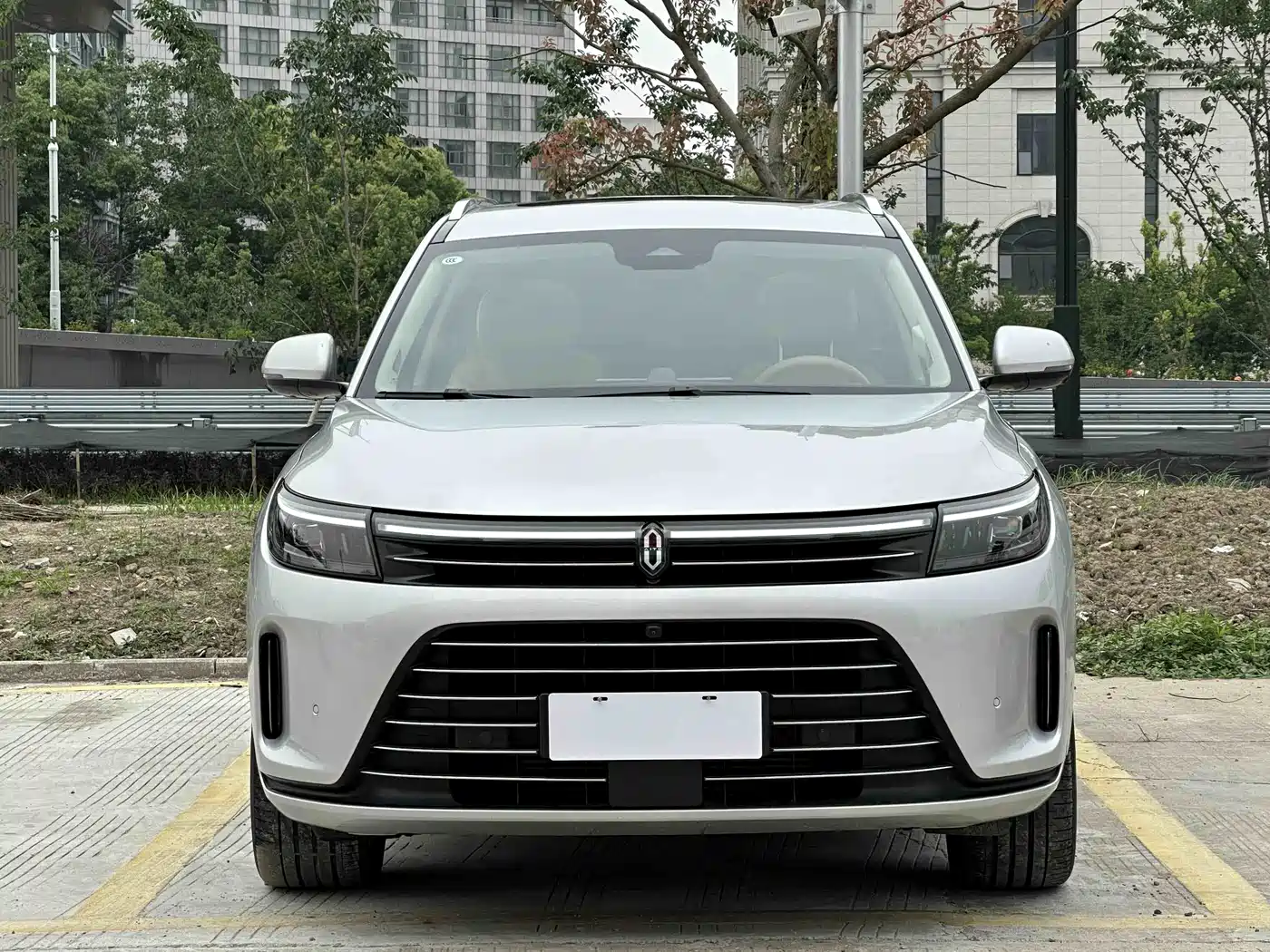 AITO Wenjie AITO M7 2024 1.5T RWD Plus 5-Seater фото 2