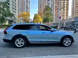 Photo 4 - Volvo V90