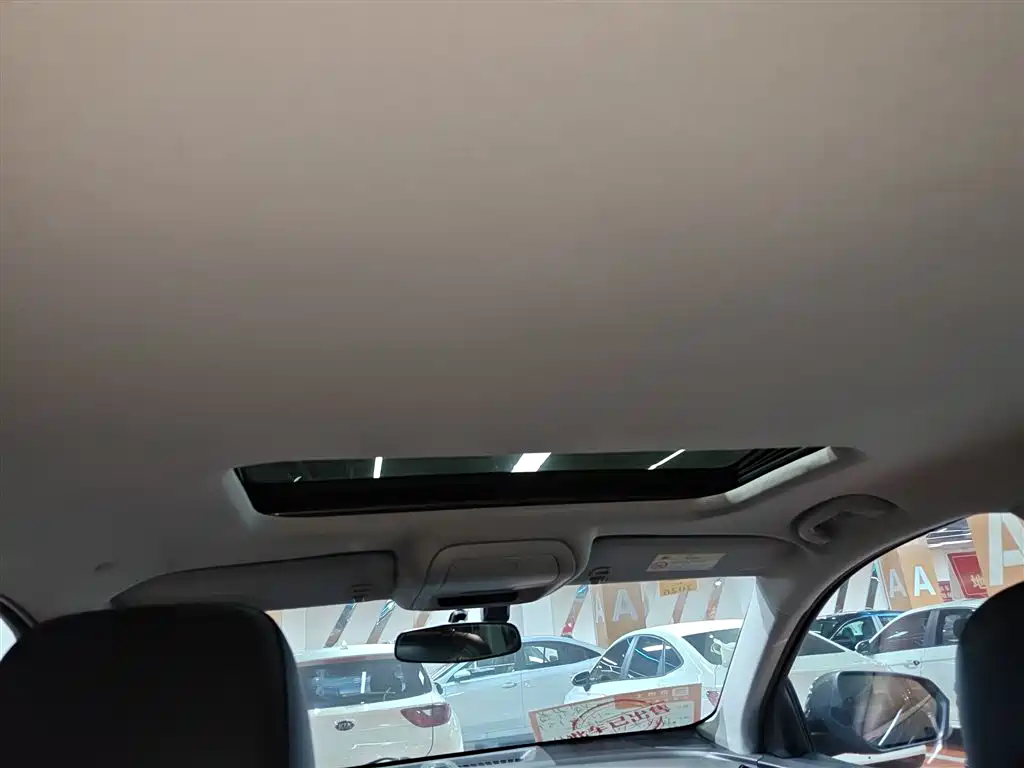 Chevrolet Equinox 2018 535T Automatic Frontier Edition фото 10