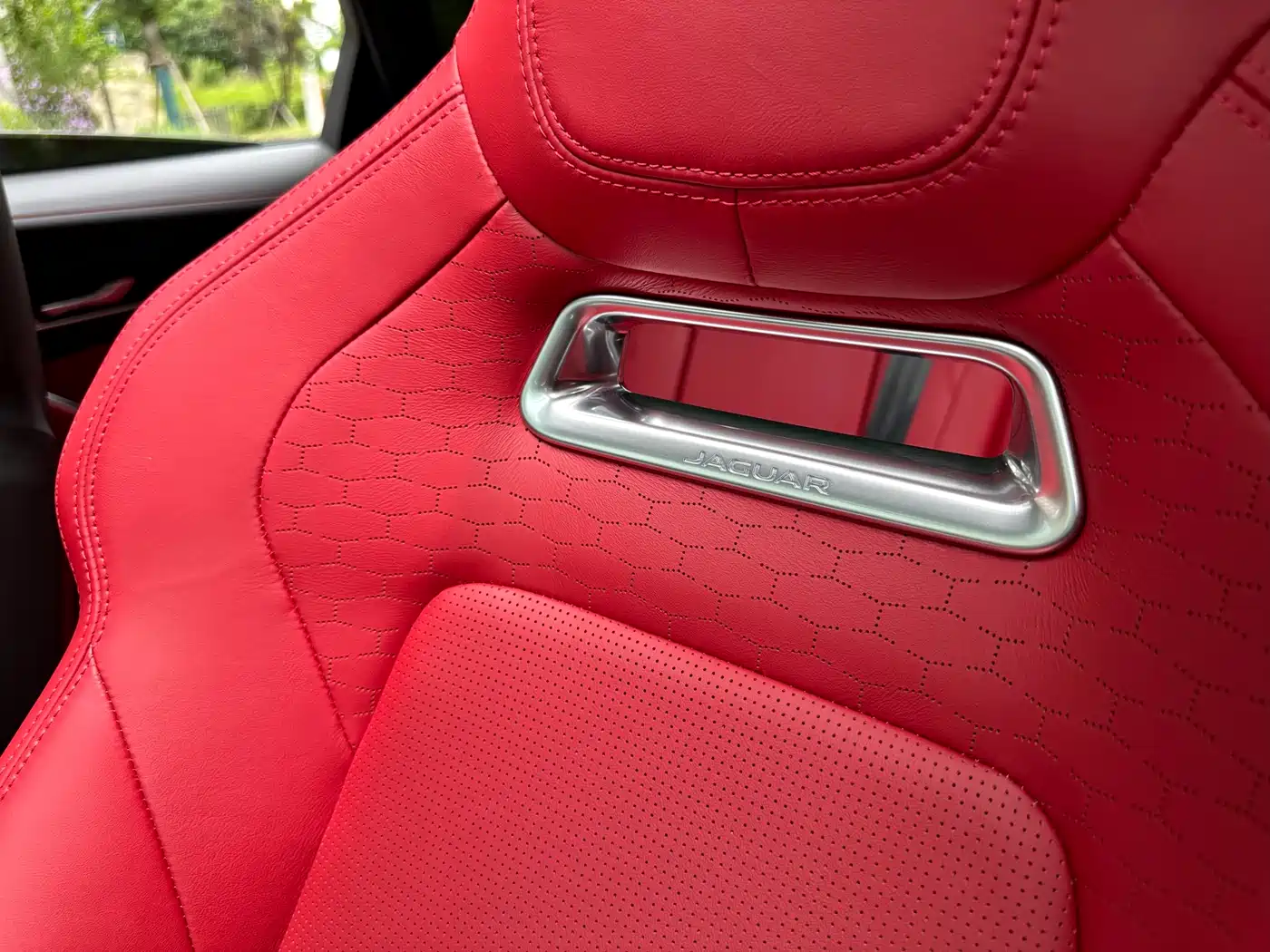 Jaguar F-PACE 2024 P250 R-Dynamic HSE фото 26