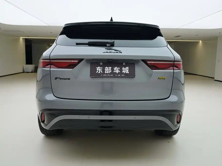 Jaguar F-PACE 2024 2024 P250 R-Dynamic SE