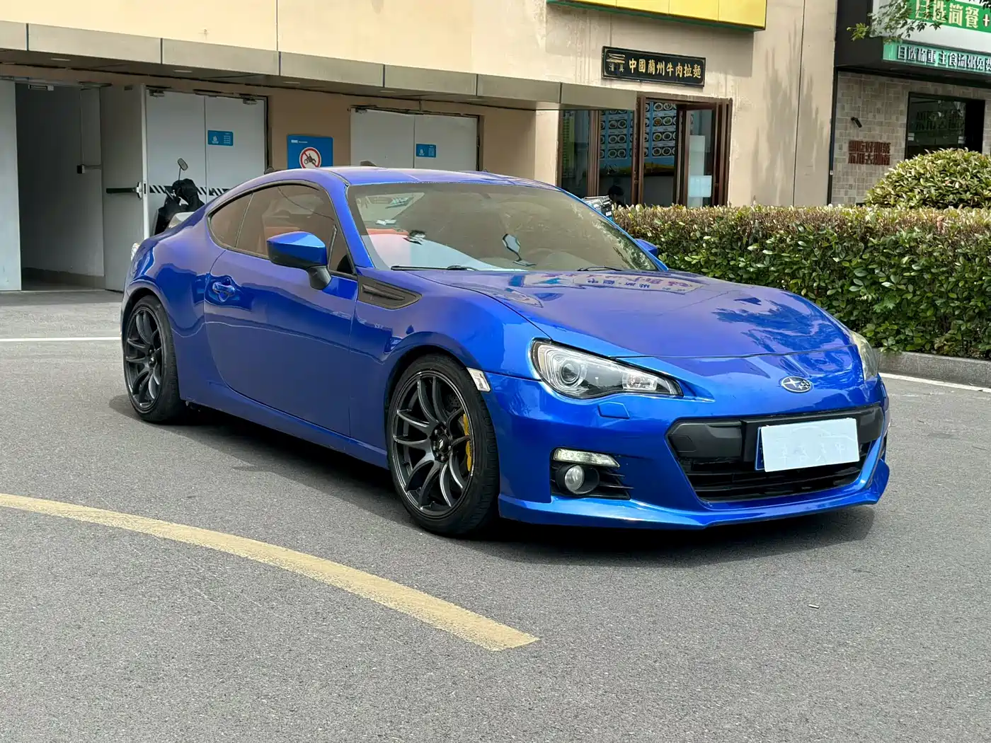 Subaru BRZ 2015 2.0i Manual фото 3