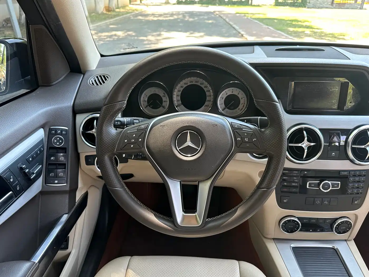 Mercedes-Benz GLK-Class 2013 GLK 300 4MATIC Fashion фото 38