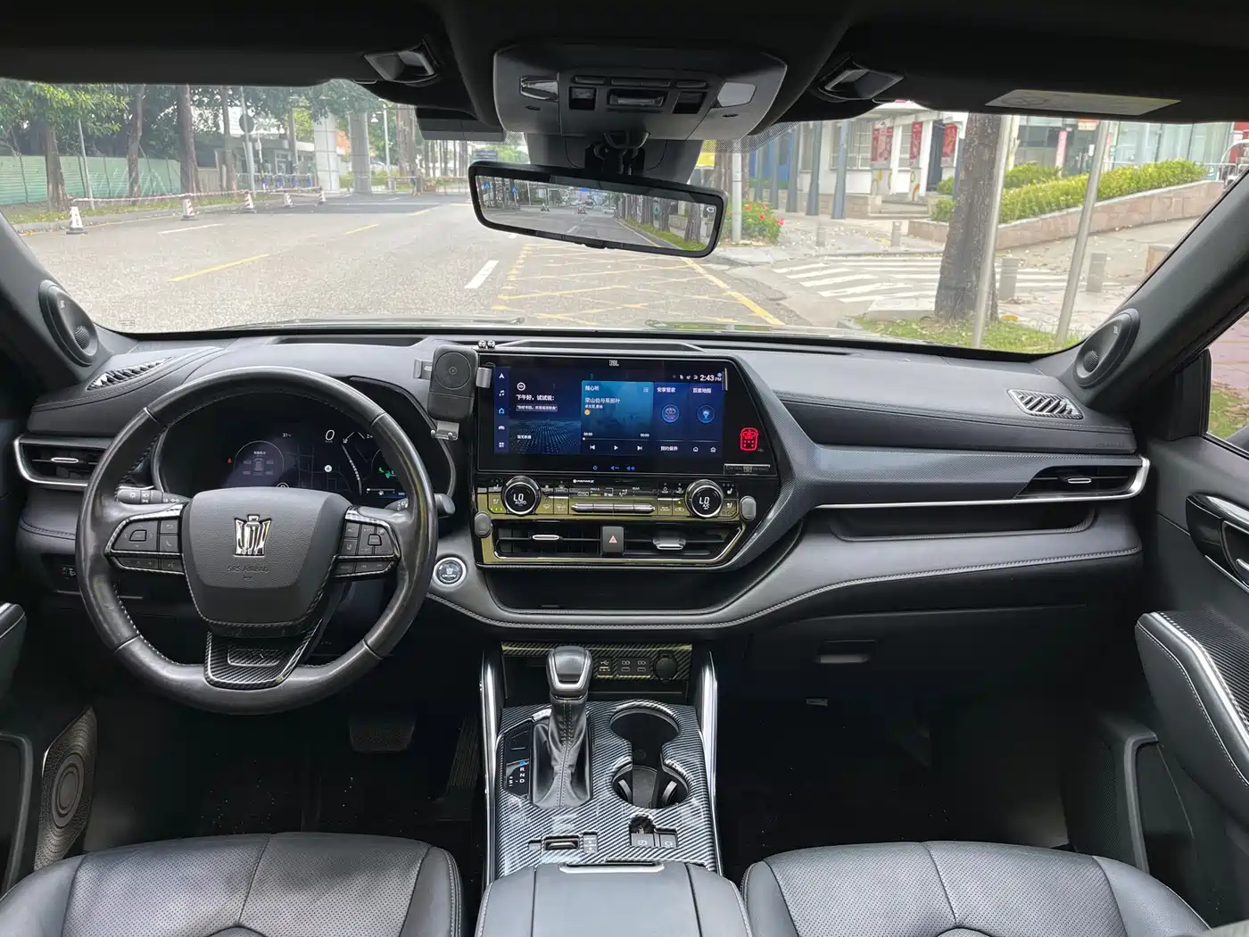 Toyota Crown Kluger 2021 2.5L HEV AWD Flagship Edition фото 4
