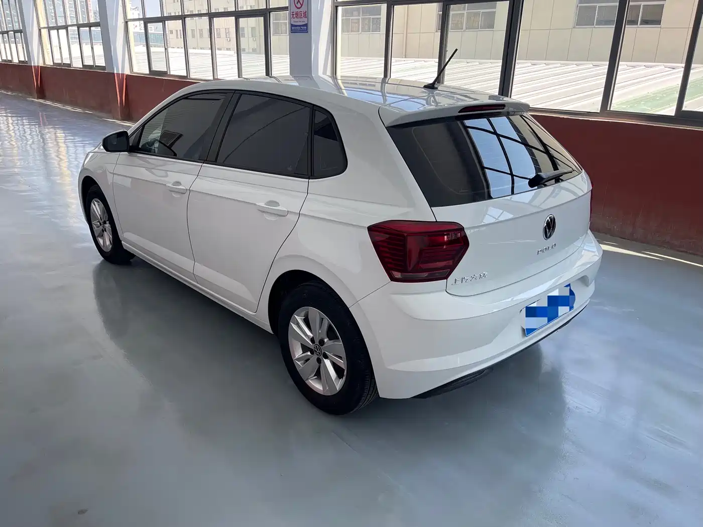 Volkswagen Polo 2023 Plus 1.5L Auto Joyful Living Edition фото 13