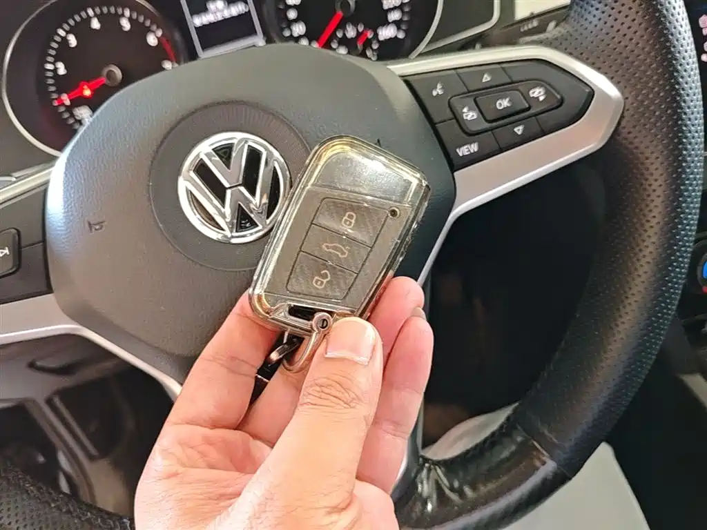 Volkswagen Magotan 2020 280TSI DSG Comfort фото 9