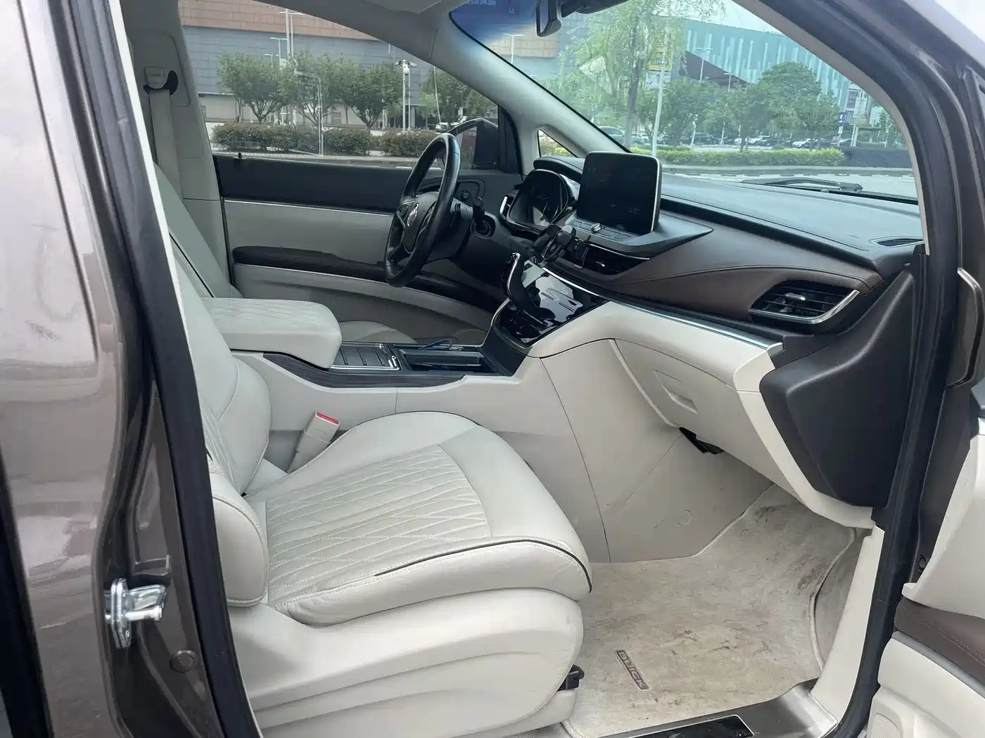 Buick GL8 2022 Land Business Class 652T Luxury фото 10