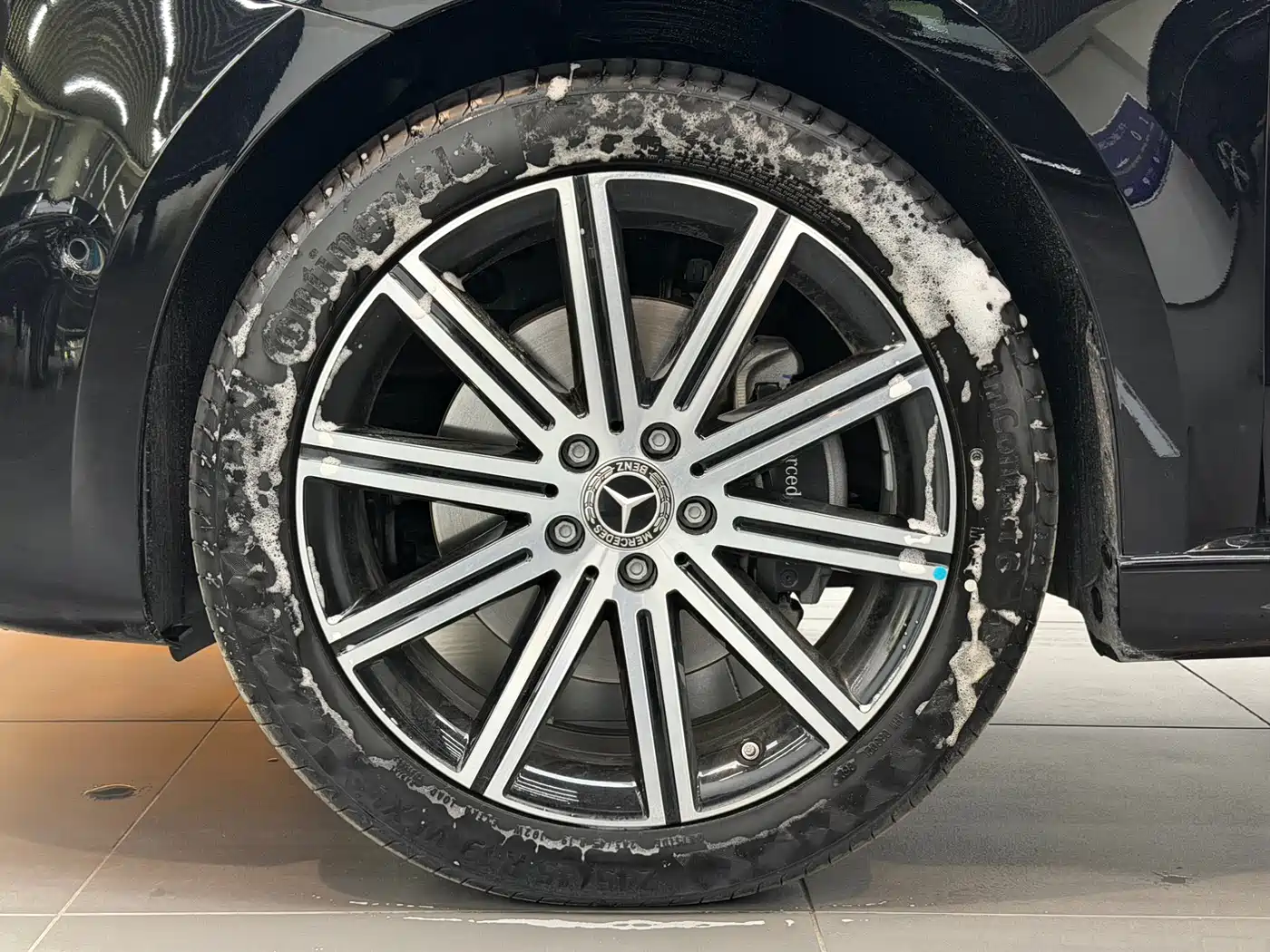 MERCEDES-BENZ V-CLASS