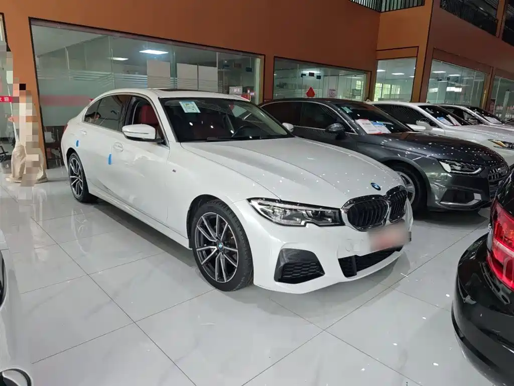 BMW 3 Series 2021 320Li M Sport Package фото 6